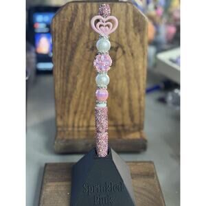 14-19  Handcrafted Extended Length Beaded Pen w/ Refill Ink